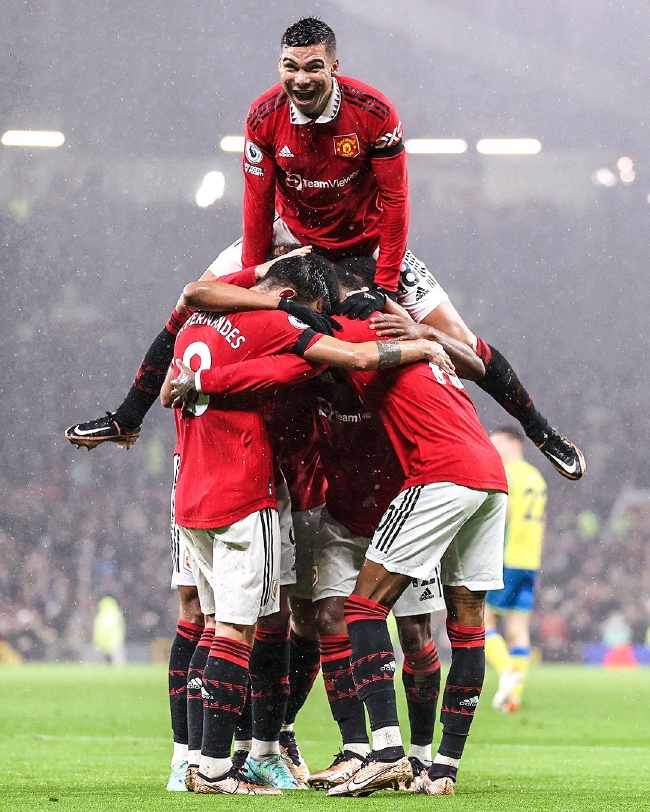 拥有相当的 拥有相当的