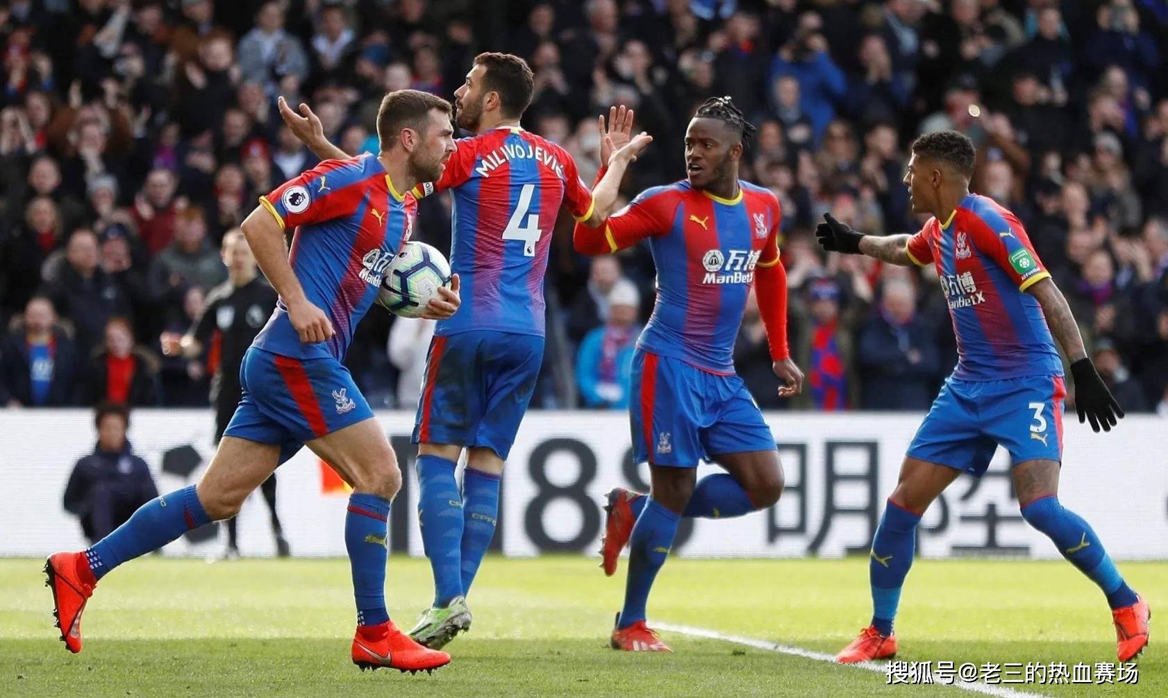 穆阿尼凭借 穆阿尼凭借